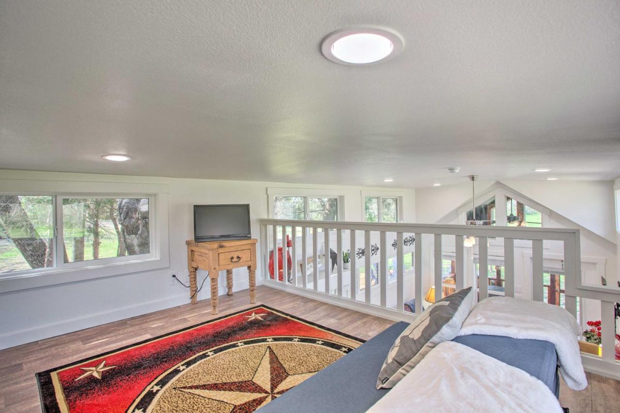 Cozy Mckinney Tiny Home With Porch And Fire Pit! Exteriér fotografie